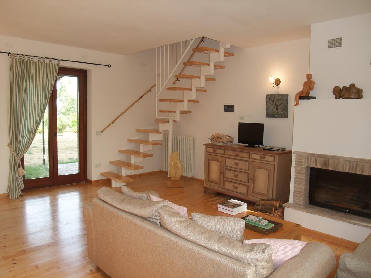 Agriturismo Pian Di Frattina Fabro Kültér fotó